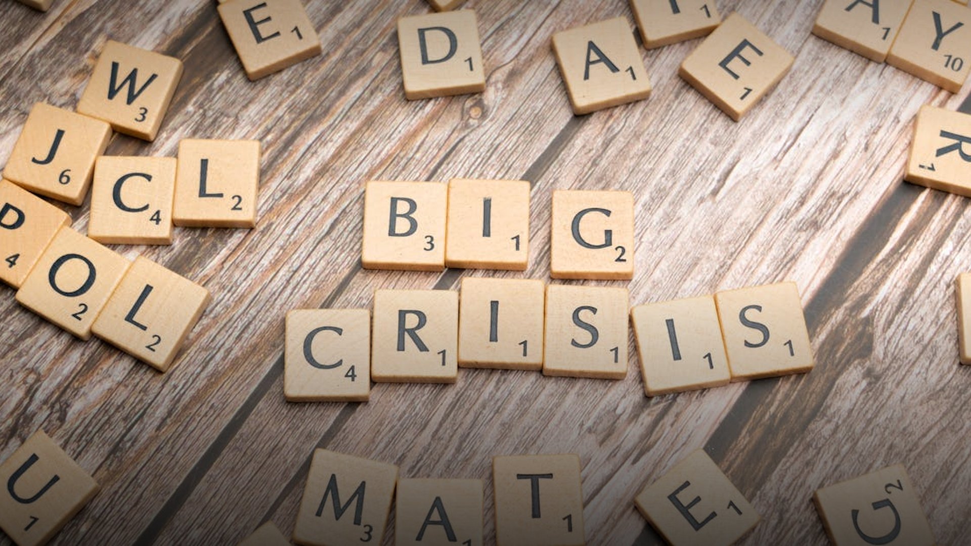 First Taiwan Strait Crisis Escalates with Island Bombardments