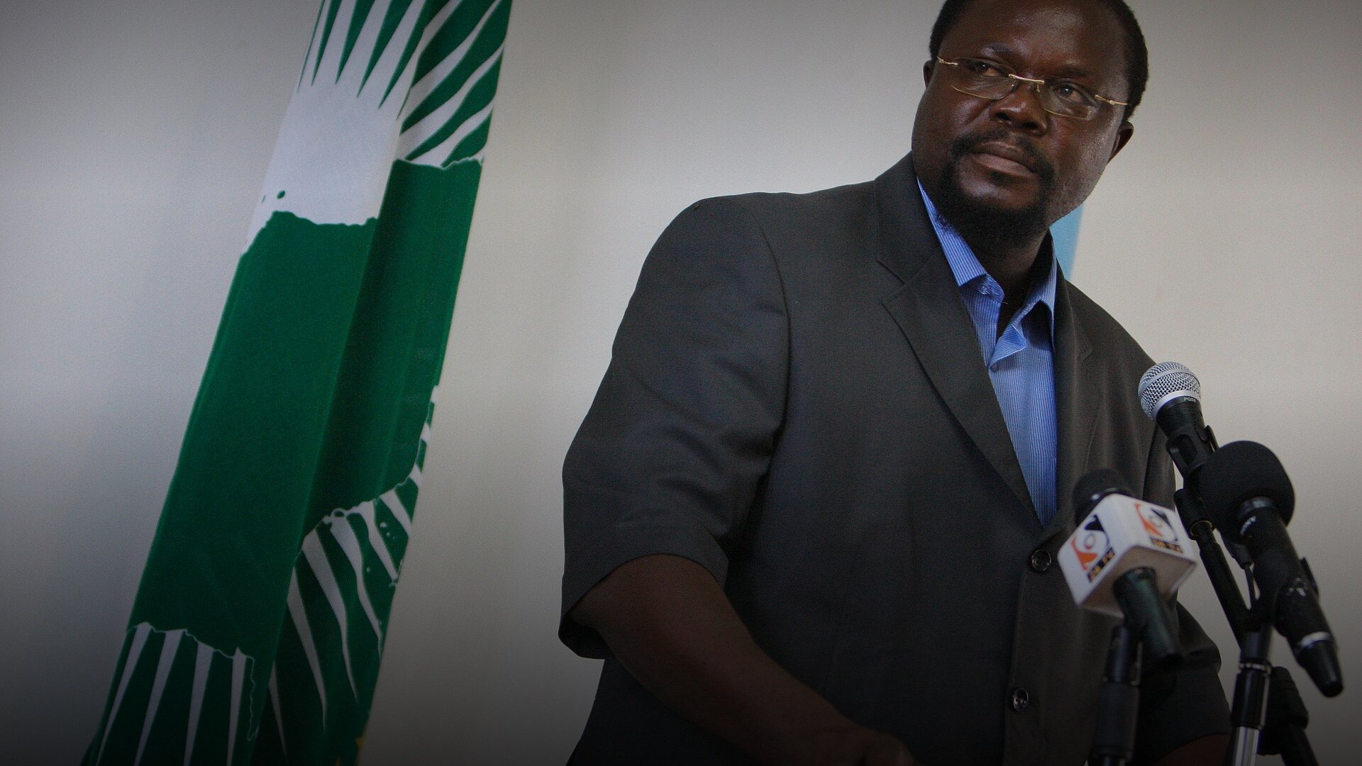 Somalia Establishes Transitional Federal Government in Kenya